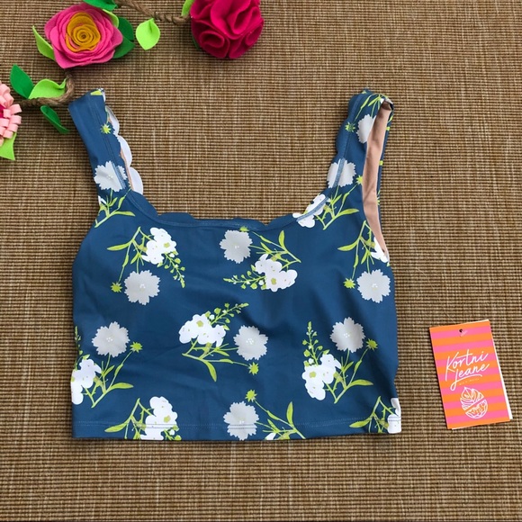 kortni jeane blue floral